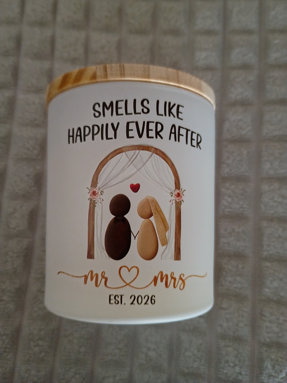 TEEZWONDER Wedding Candle 2026 Vanilla Lavender Mr & Mrs Newlywed Gift 10 oz